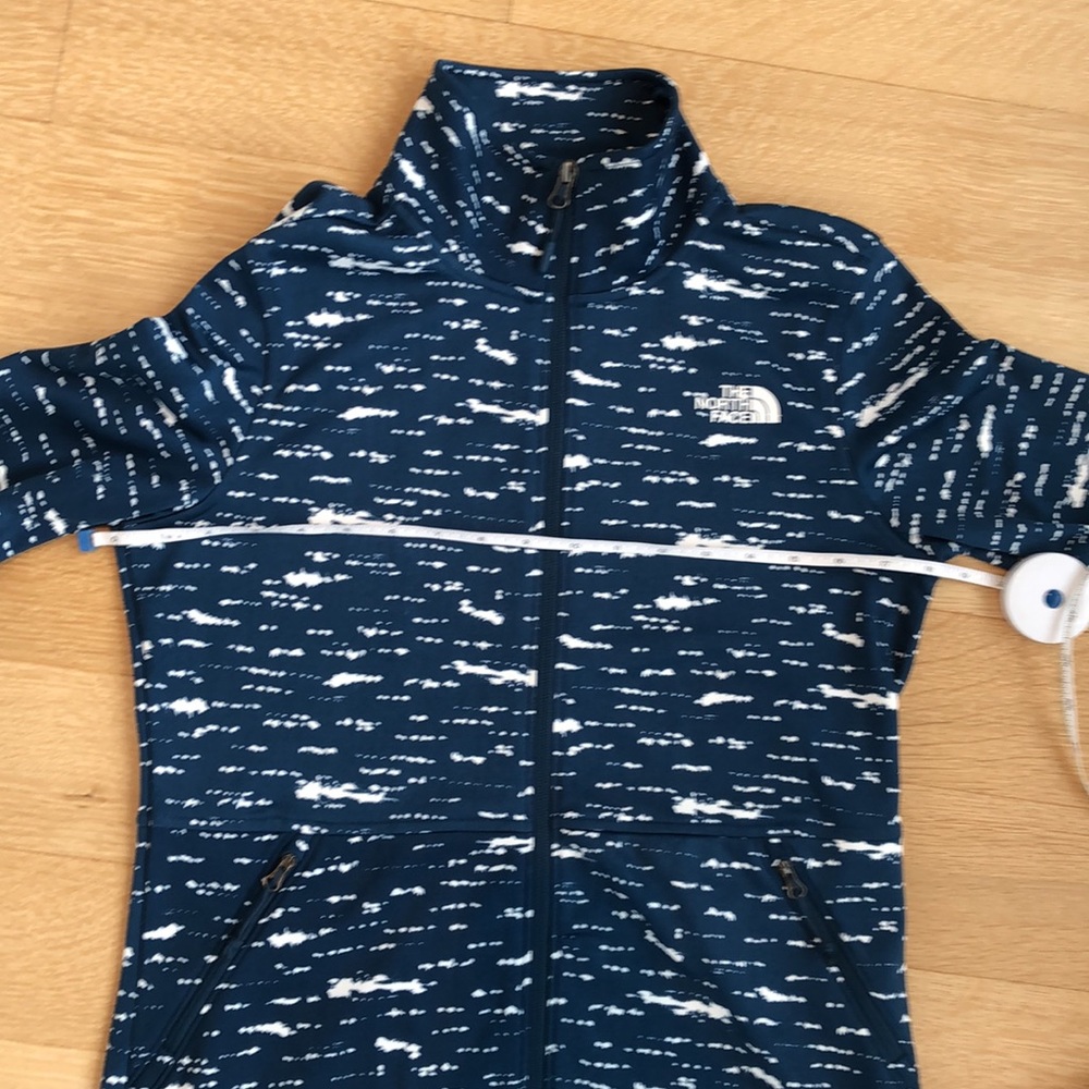 The North Face Zip Up - Picture 7 of 11